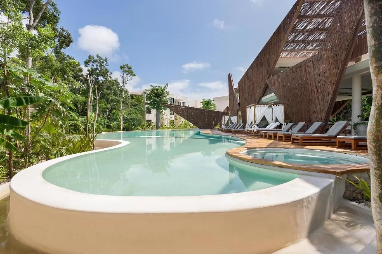 Bello Estudio En Ophelia Tulum C9